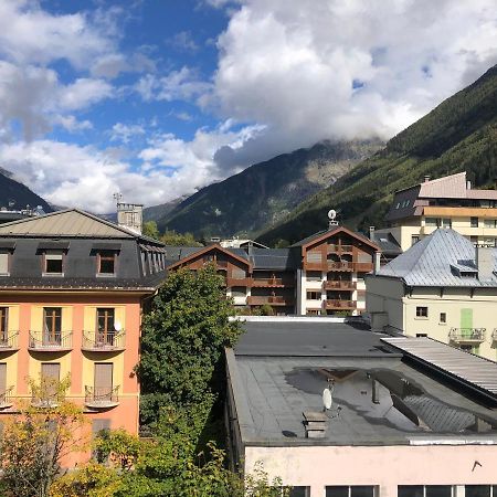 Superbe Studio Refait A Neuf Et Tout Equipe Avec Parking Chamonix Exterior photo