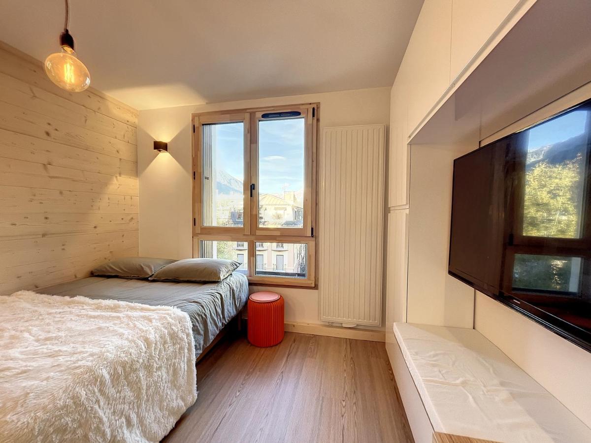 Superbe Studio Refait A Neuf Et Tout Equipe Avec Parking Chamonix Exterior photo